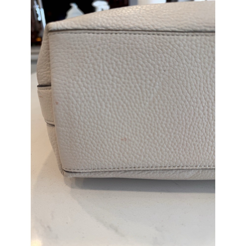 COACH C2818 Val‎ Duffle Pebble Leather Shoulder Bag Purse Chalk White Women's - Picture 13 of 16